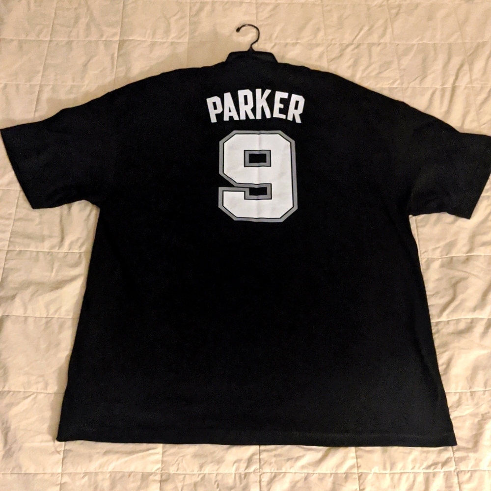 Tony Parker Official NBA shirt - Picture 5 of 7